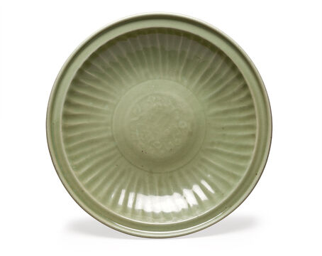 A Longquan Celadon Charger