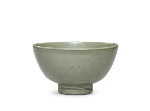 A Longquan Celadon Deep Bowl