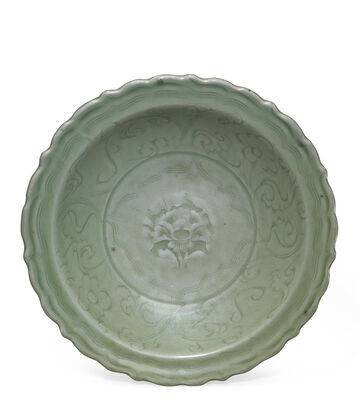 A Carved Longquan Celadon Barbed Dish
