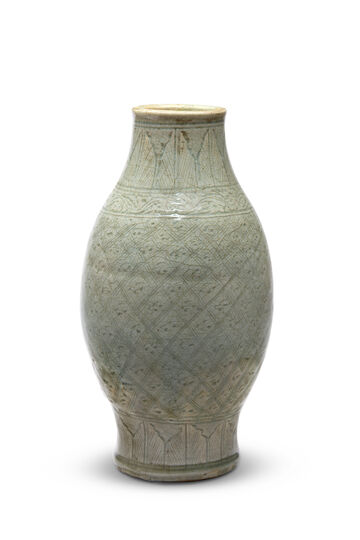 A Longquan Celadon-Glazed Olive-Shaped Vase