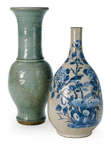 A Longquan Celadon Baluster Vase,