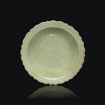 A Chinese Longquan Celadon Dish