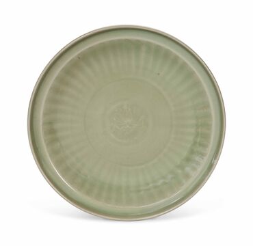 A Chinese Longquan Celadon-Glazed Charger