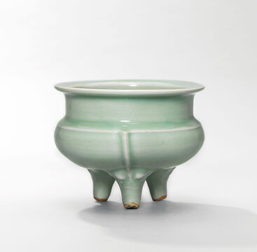 A Rare Longquan Celadon Tripod Censer