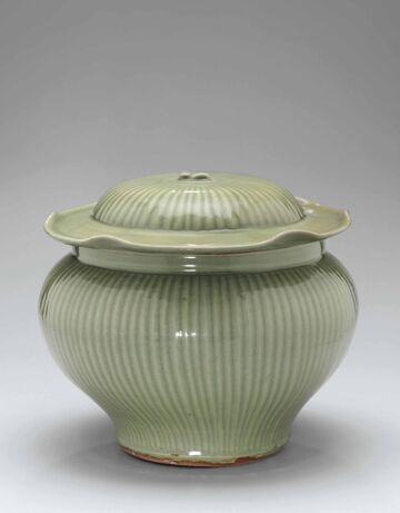 An Unusual Longquan Celadon Ribbed Jar And Cover