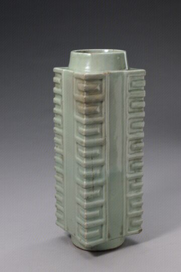 青釉琮式瓶