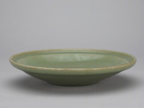 青釉折沿盘