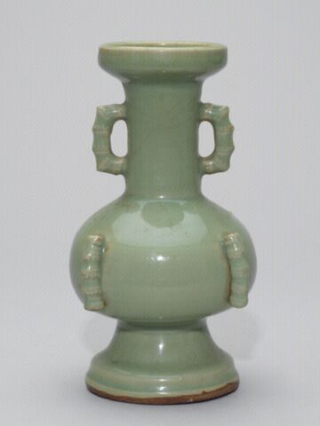 青釉竹节出戟双耳洗口瓶