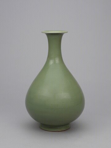 青釉玉壶春瓶