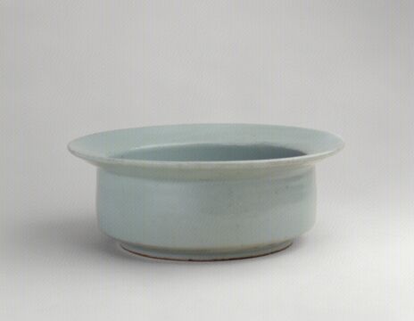 青釉折沿洗