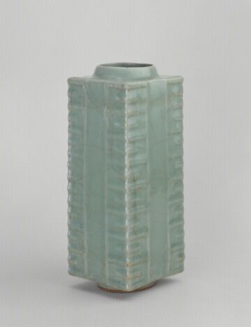 青釉琮式瓶　