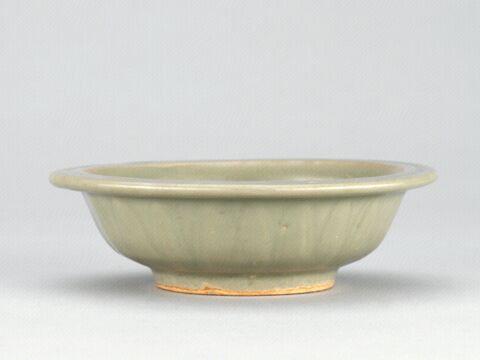 青釉印双鱼纹折沿洗