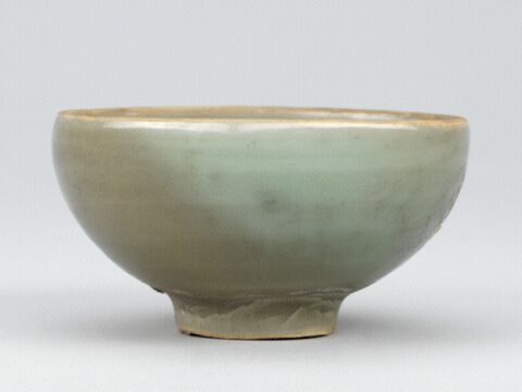 青釉碗