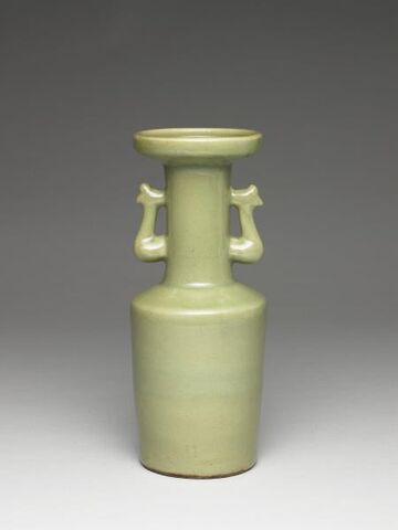 Mallet-shaped vases with handles