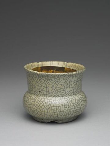 Zhadou spittoon