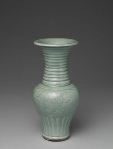 Vase with linear pattern