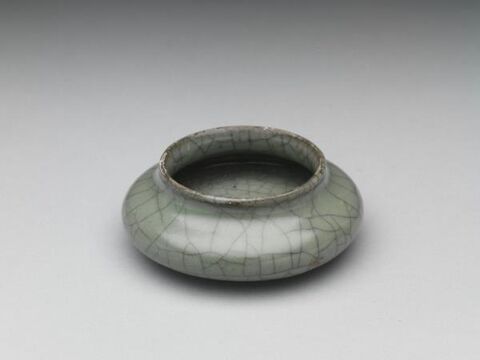 Ko ware type porcelain water pot