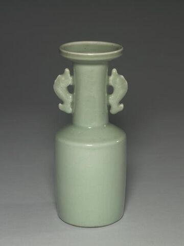 Mallet-shaped vase with handles