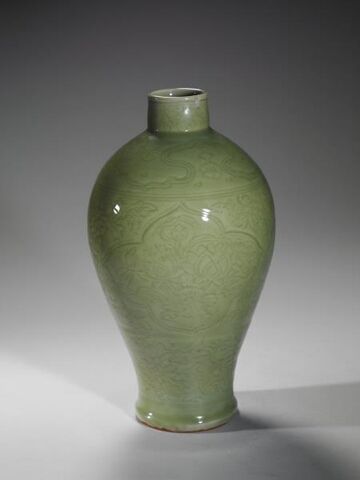 Meiping vase decorated with panels of incised lotus