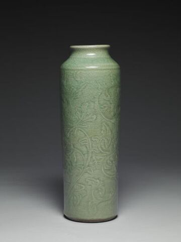 Lantern-shaped vase with incised floral design