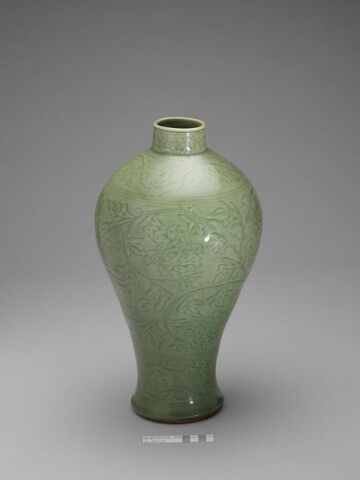 Meiping vase with incised peony decoration