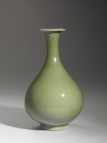 Yuhuchun vase
