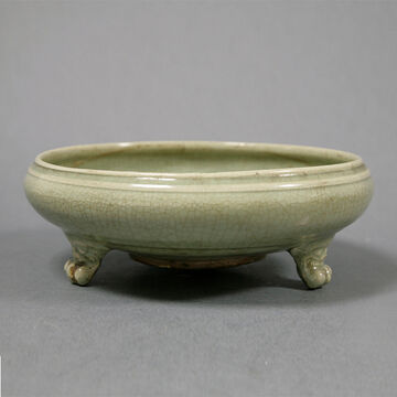 青釉三足洗