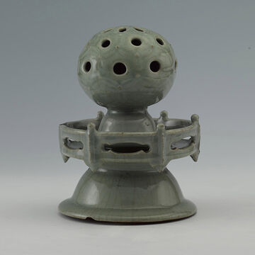 青釉冠熏