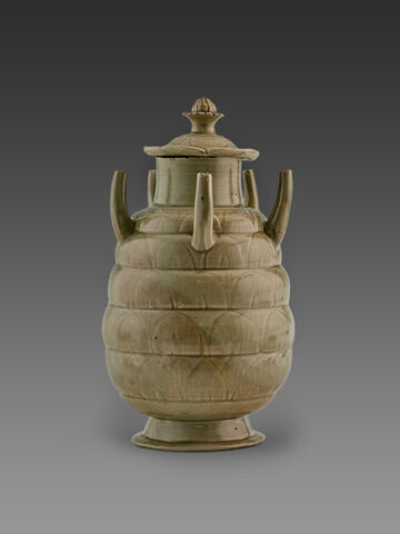 青釉莲瓣纹五管盖罐